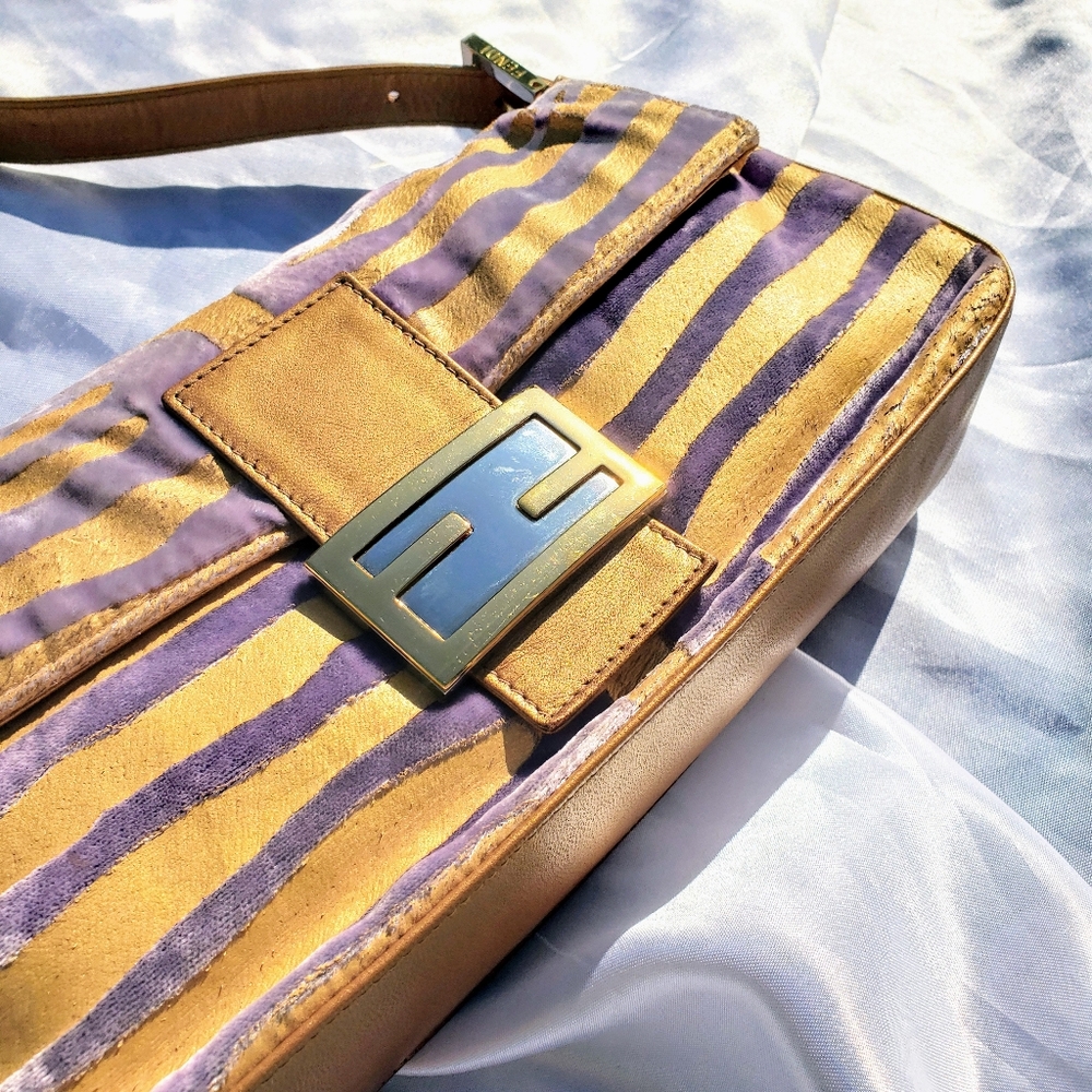 🦄SOLD FENDI ZEBRA PRINT VELVET BAGUETTE - Picture 3 of 14